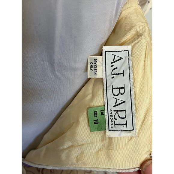 Vintage XS/S 1980s AJ Bari Strapless White and Lilac Gown - Picture 4 of 6